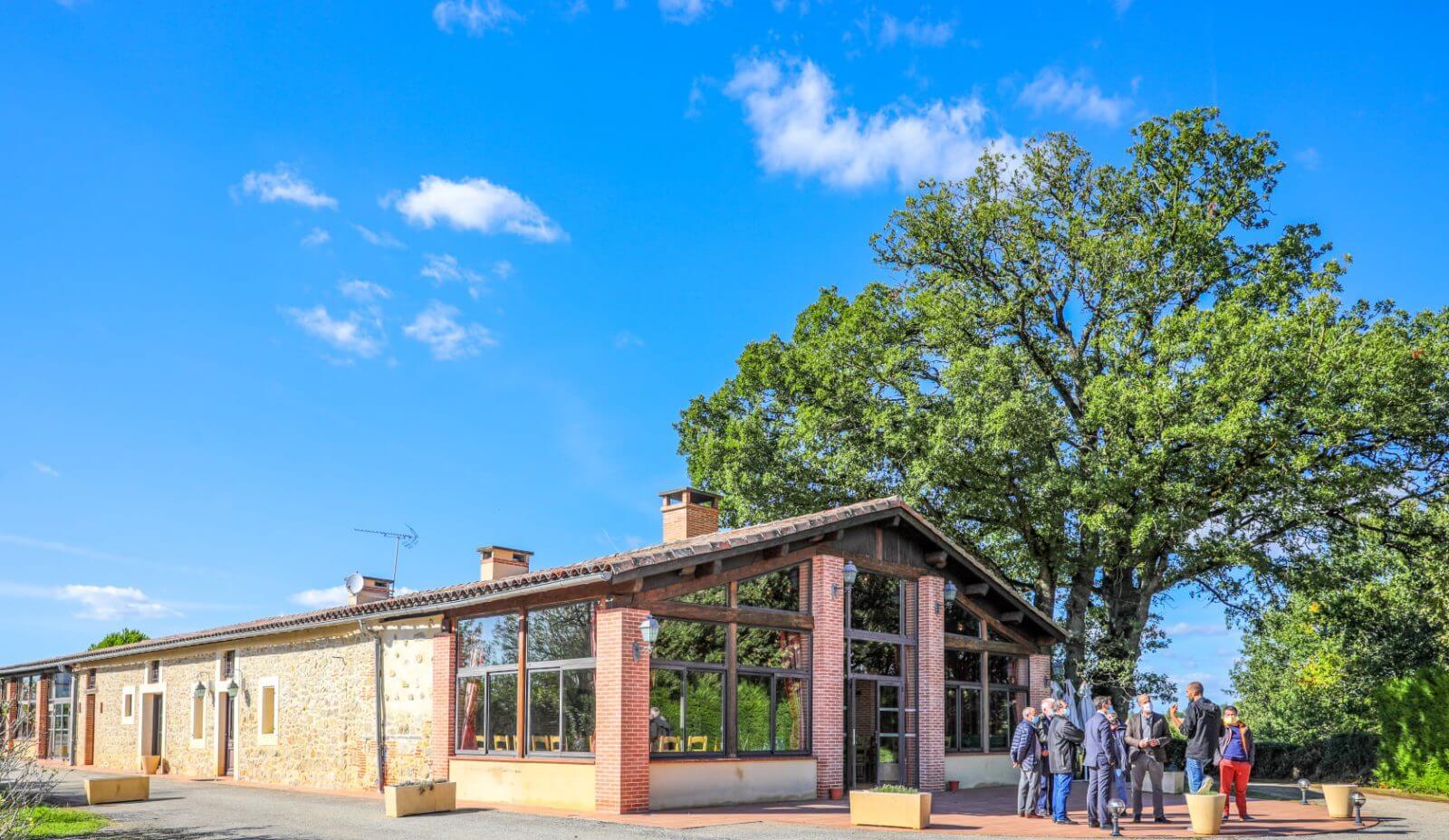 Location de salle pour votre séminaire professionnel ou reunion de famille au Domaine du Koukano