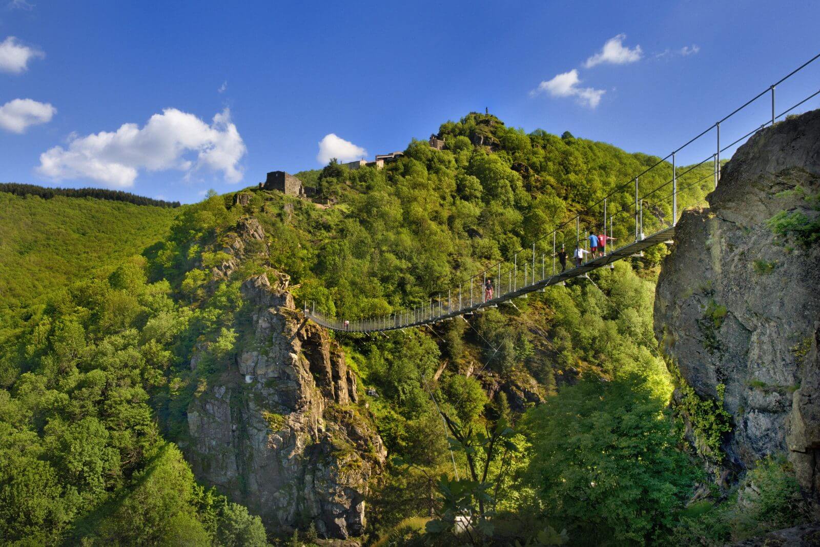 Passerelle de Mazamet proche du Domaine du Koukano